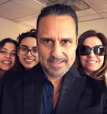 Love Sonny's beautiful gray hair! He's the most handsome older man