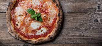 1 kg mehl 20 g salz 10 g hefe 600 ml wasser zubereitung: Rezept Tipp Pizza Margherita Falstaff