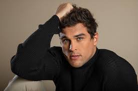 Ricardo Leme's Instagram, Twitter & Facebook