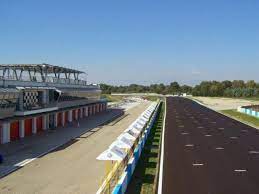 Maybe you would like to learn more about one of these? Aytokinhtodromio Serrwn 450 000 Eyrw Sthn Pista Motomag