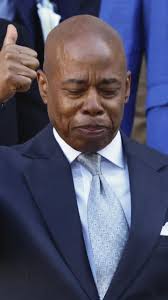 Todo para que Mandami no sea Alcalde de NY., Casa Blanca estaria en  conversaciones sobre un trabajo para Eric Adams con el presidente Trump  aumentantando la presión para que los candidatos sin ...