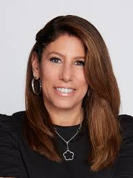 Lauren Anselmo's Instagram, Twitter & Facebook