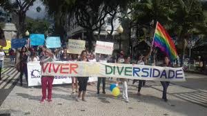 Kosmaski, conocido activista lgtbi, era profesor en la escuela estatal y cursaba una maestría en la universidad federal de paraná, en el programa de educación en ciencias y. Maio 2021 Dezanove Noticias E Cultura Lgbti