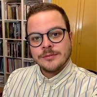 100+ perfiles de «Becerril»