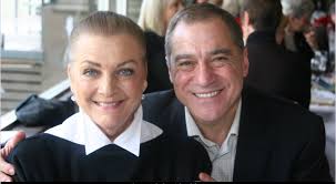 Maggie Sue Richards"