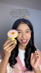 Rahasia makeup tahan lama seharian kamu bisa pakai emina daily cushion😍  #makeuphacks #dailymatte #cushionviral