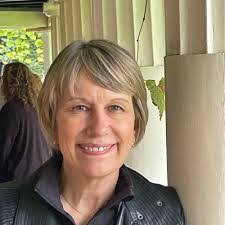 Karen Schoch's Instagram, Twitter & Facebook