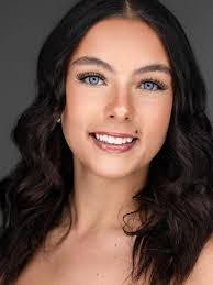 Amber Herbert's Instagram, Twitter & Facebook