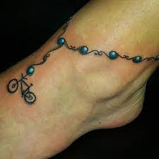 17 Ankle Bracelet Tattoo Inspos For When Youre Craving New Ink Ankle Bracelet Tattoo Tattoo Ankle Bracelet Charm Bracelet Tattoo