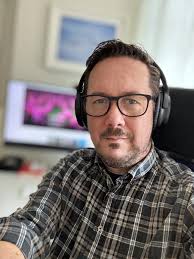 Mark Howells-Mead's curriculum vitæ