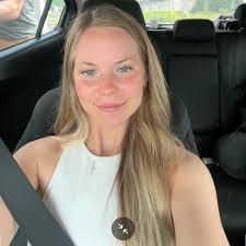 Emily Oliver (Summers) (@emilys.alaska) • Instagram photos and videos