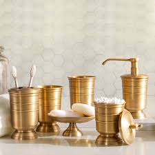 Kit Salle De Bain En Cuivre Style Americain Articles De Toilette Chez Homelavafr En 2020 Style Americain Salle De Bain Cuivre