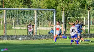 Independiente santa fe, en cabeza de su presidente césar pastrana, presentó en el estadio nemesio camacho 'el campín' ante toda la afición 'cardenal' su equipo profesional femenino para la. El Futbol Femenino Llega A La Copa Santa Fe Periodicas