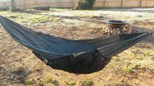 Absolutely toasty warm at 26 degrees with a 20 degree top quilt and 1/8 in reflection pad under my legs inside the top quilt. Bonefire Gear Insulated Hammocks Sectionhiker Com