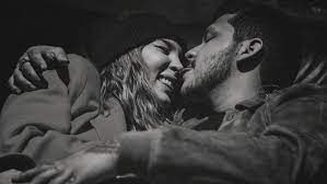 Christian nodal se volvió tendencia en redes sociales luego de que sus fans se dieron cuenta de la purga que hizo en su instagram, cuya mayor víctima fue belinda, su prometida, pues de ella no quedó rastro alguno. R2ivjvas4q9ncm