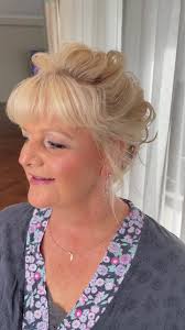 Mumma of the Groom: Stunning Upstyles for Short Hair