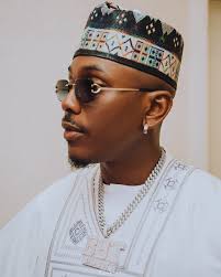 Wahala for whoever no like me, I'm a vibe abeg 😎 Denim: @todays_denim  Photograph: @obi.jacqueline #WatchTimini