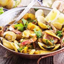 Cataplana Aux Fruits De Mer Recette En 2020 Fruits De Mer Recette De Plat Fruits