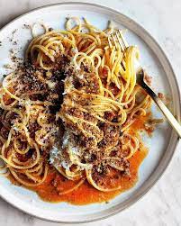 Nyt Cooking S Instagram Photo In Unsurprising News Alisoneroman S Caramelized Shallot Pasta Is Good With Breadcrumbs And Cheese Nyt Cooking Recipes Cooking