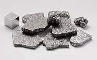 Most often a thick piece of metal fitted with a handle and having a flat, roughly triangular bottom, which is heated and used to press wrinkles from clothing, and now usually containing an electrical heating apparatus Demir Vikipedi