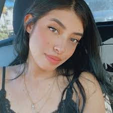 Jasmine Aguilar's Instagram, Twitter & Facebook