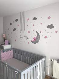 Türkiye'de örneklerini yavaş yavaş görmeye başladığımız bu süsler amerika'da çok yaygın. Cocuk Ve Bebek Odasi Sticker Icin 180 Fikir Bebek Odasi Bebek Cocuk