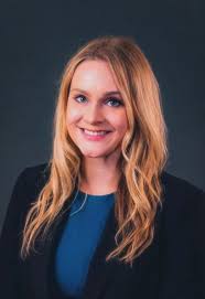 Courtney Klaus's Instagram, Twitter & Facebook