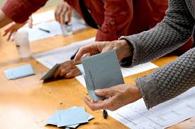 Ce 27 juin a lieu le deuxième tour des élections régionales et départementales sur tout le territoire nationale (métropolitain et ultramarin), après un premier épisode marqué par un taux d'abstention. 5qtkbuuclshgcm