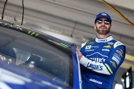 The most successful nascar drivers have amassed large fortunes due to winning big cash prizes few drivers have raced into their later years, but mark martin was on the track as recently as 2013. Jimmie Johnson Losing Lowe S Is Another Warning For Nascar Sbnation Com