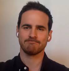 Colin O'Donoghue "Killian Jones"