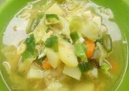 Resep sayur sop adalah salah satu resep masakan yang berkuah dengan rasa yang enak dan lezat yang bisa disajikan untuk menu harian. Cara Gampang Membuat Segarnya Sayur Sop Simpel Cm 5mnt Yang Lezat Recette