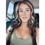 Kayla Messer's Instagram, Twitter & Facebook