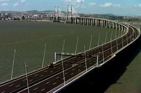 Ponte vasco da gama, portugal from the orangesmile.com series 'to jump or not to jump? Ponte Vasco Da Gama 20 Anos Ja Passaram Ainda Tem 100 Pela Frente