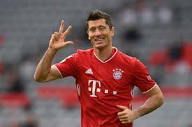 Check out his latest detailed stats including goals, assists, strengths & weaknesses and match ratings. Robert Lewandowski The Body Who Put Messi And Ronaldo In Shade Deccan Herald