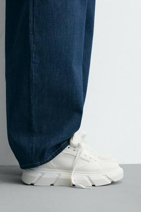 Zara - Chunky Sole Sneakers - White - 10 - Man
