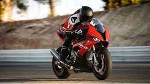 Every piece of this motorcycle has been refined, lightened, and built precisely to. 2020 Bmw S1000rr Guide Total Motorcycle