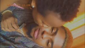 Angalia hii wanafunzi wa chuo wakikatika viuno kama hawana hakili zuli kahama ze fox uskose hiiii. Story Za Mahaba Mhogo Mkubwa Story Za Rich Darl Class
