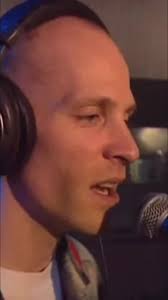 Peaches by Presidents of the United States of America (2 Meter Sessions  1995) • Lead singer Chris Ballew has stated that he wrote "Peaches" about a  girl he once had a crush on. He allegedly wrote this ...