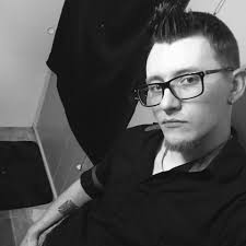 Exploring housing items and flight issues in WoW