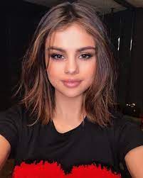 You Ve Got To See Selena Gomez S New Hair Selena Gomez Short Hair Medium Hair Styles Long Hair Styles