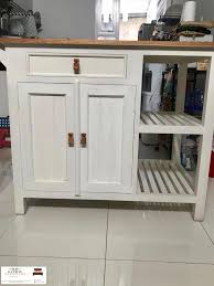 Segera beli lemari pakaian yang kamu butuhkan. Lemari Dapur Minimalis Terbaru Harga Murah Gandis Furniture Jepara