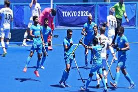 In the team sports, the first whistle has just blown in the men's hockey quarter final between team gb and spain. Hbhfadig0gvlnm