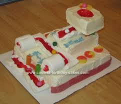 Or enjoy one cake with your cat! Coolest Homemade Marble Run Cakes