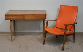 Shop with afterpay on eligible items. Lot Mid Century Modern Maple Desk And A Mid Century Modern Walnut Orange Vinyl Lounge Chair