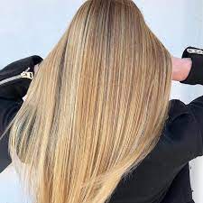 Plusker 65cm255inch long golden blonde curly wavy wig with bangs for your lie in april miyazono kaori anime cosplay costume party synthetic hair wigs. 14 Scorching Warm Blonde Hair Ideas Formulas Wella Professionals
