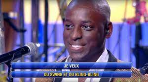 N'oubliez pas les paroles accompagnés par un orchestre, les candidats chantent en karaoké. Ce Choriste De N Oubliez Pas Les Paroles Qui A Chante Aux Cotes De Celine Dion