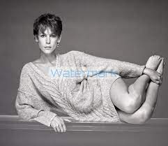 Jamie lee curtis feet