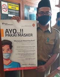 Selain serum wajah, masker yang bagus dapat membuat wajah menjadi lembut, putih, dan glowing. Ayo Pakai Masker Website Sumberejo