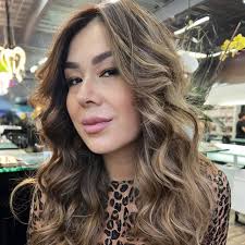 Andrea Estrella (@ancoldstar) • Instagram photos and videos