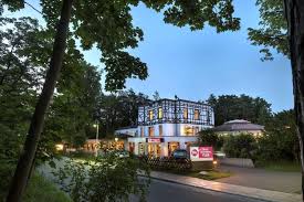 Prenota online haus regina a gerlos, austria. Best Western Plus Ostseehotel Waldschloesschen Prerow Aktualisierte Preise Fur 2021